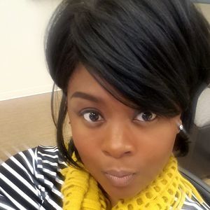 Meet your Posher, Latoya